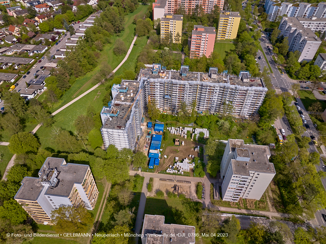 04.05.2023 - Sanierung am Karl-Marx-Ring 11-21 in Neuperlach